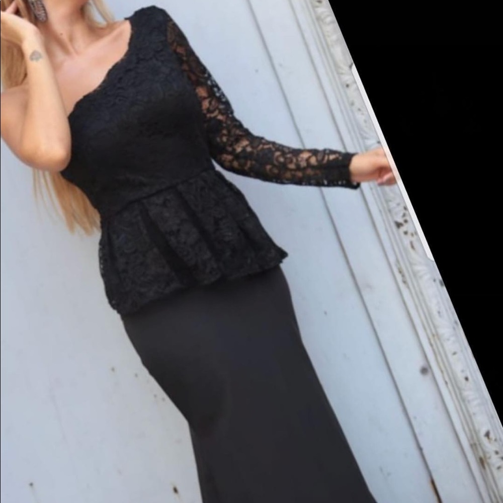 Black one sleeve lace evening dress NWT